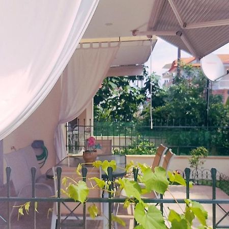 Studio Garden Apartment Nea Kallikrateia Bagian luar foto