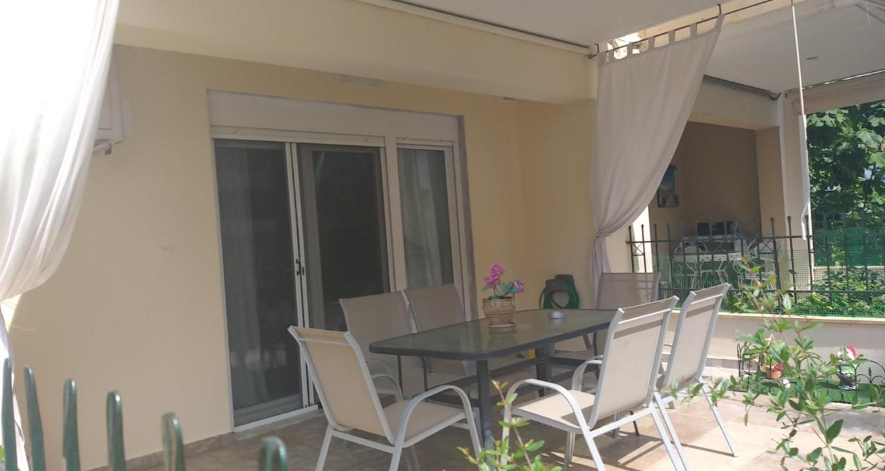 Studio Garden Apartment Nea Kallikrateia Bagian luar foto